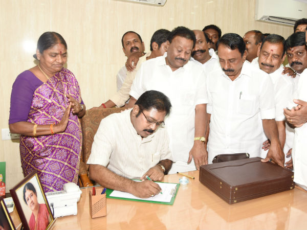 துணை பொதுச் செயலாளர் 