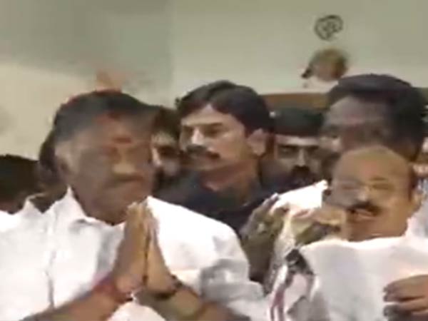 ஜனாதிபதியிடம் மனு 