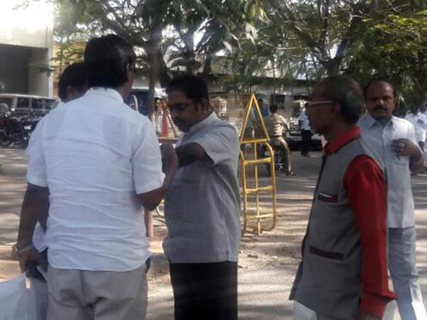 தினகரன் விசிட் 