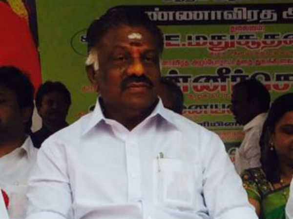  அரசு இல்லத்தை காலி செய்ய..
