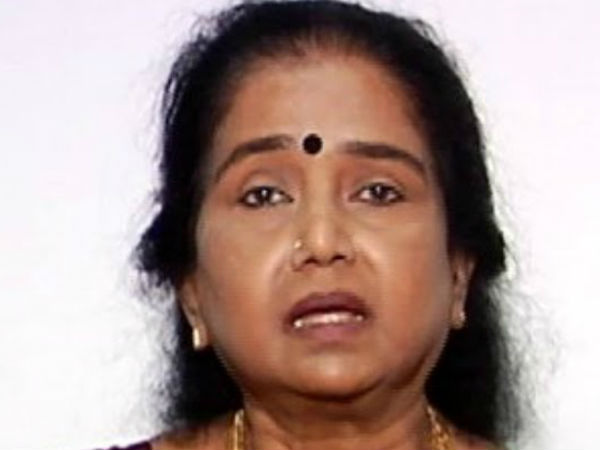 திலகவதி, நடிகை லதா 