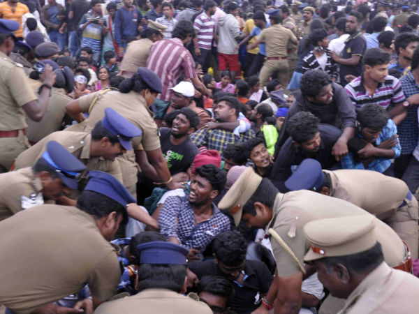 காவலர்கள் மீது நடவடிக்கை