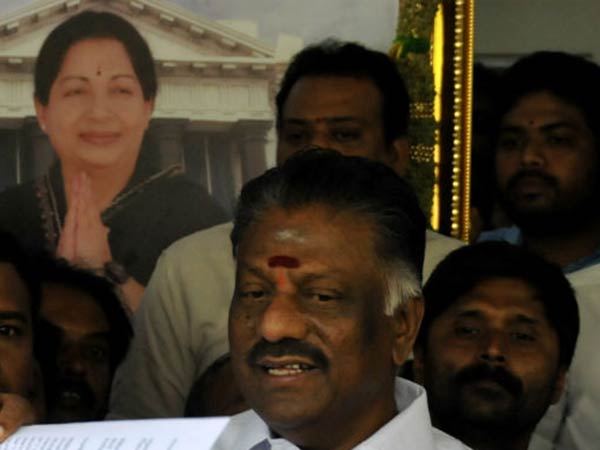 டெல்லியில் ஓபிஎஸ் 