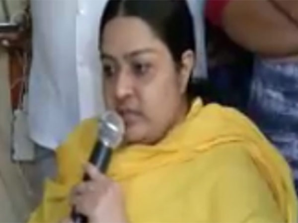 கடுப்பான தொண்டர்கள்