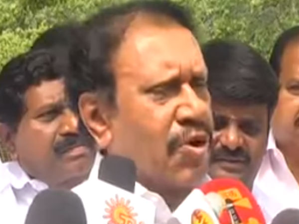 சசிகலா அணி 