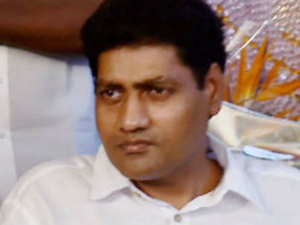 வளைத்து போட்டனர் 