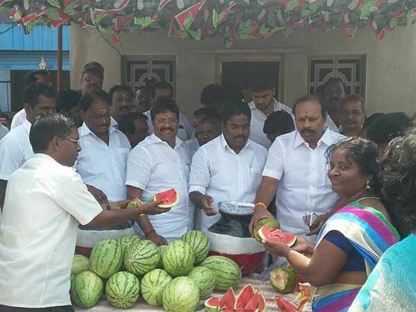 தர்பூசணி, இளநீர்