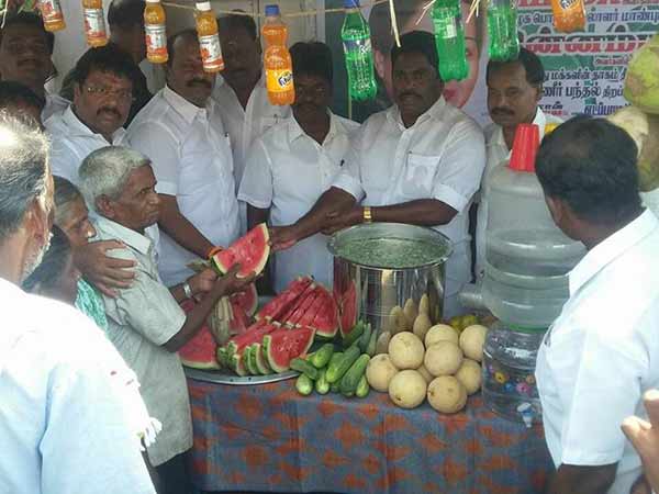 அதிமுக சார்பில் தண்ணீர் பந்தல்