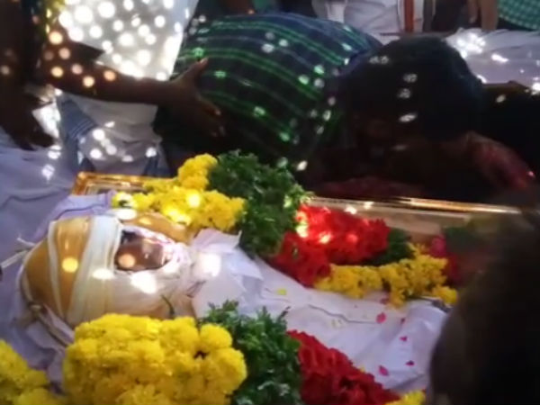 அமைச்சர்கள் பேச்சுவார்த்தை 