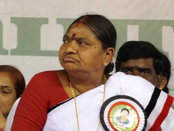 வெளிநடப்பு 