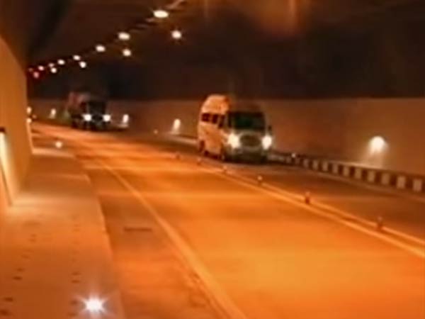 சுரங்கத்துக்குள் போன் நெட்வொர்க்