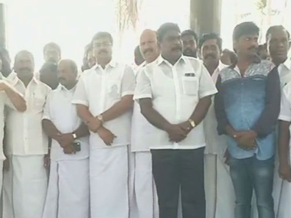 ஜெயலலிதா நினைவிடம் 