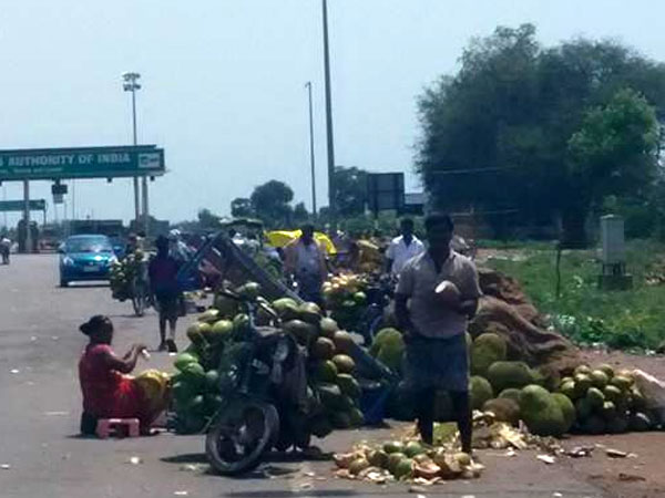 இளநீர் பருகுங்கள்