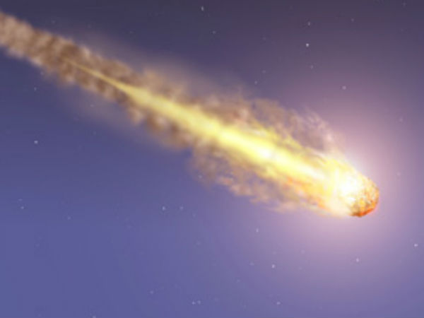 பயங்கர சத்தத்துடன் விழுந்த மர்ம ஒளி பயங்கர சத்தத்துடன் விழுந்த மர்ம ஒளி