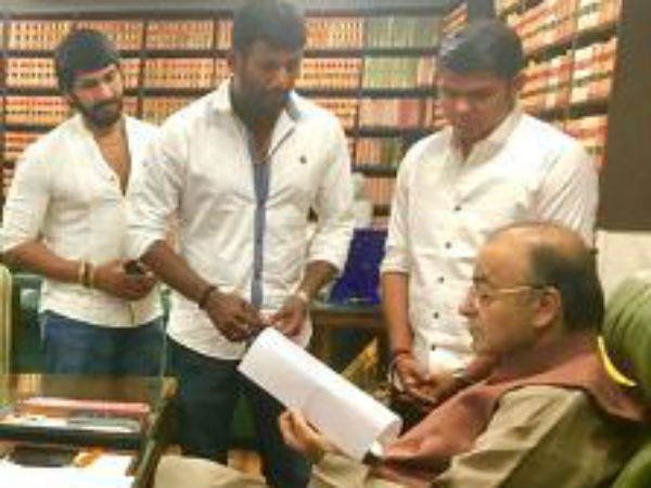 நின்றபடி பேச்சு 