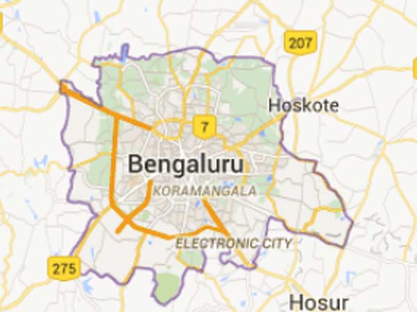 பெங்களூருவில் பதுங்கல் 