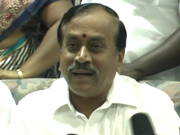 பிரித்தாளும் சூழ்ச்சி 