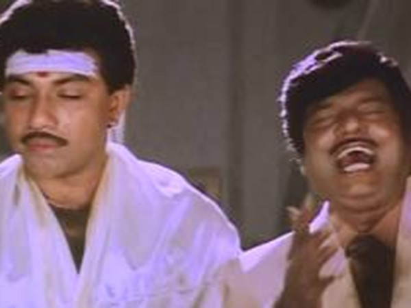 A Satire with Goundamani character in RK Nagar By Election 