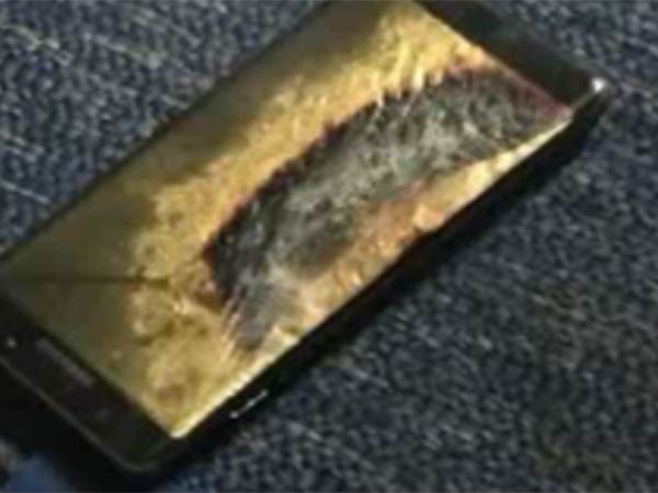 Headphone Batteries Explode On Flight: Woman suffers burns 