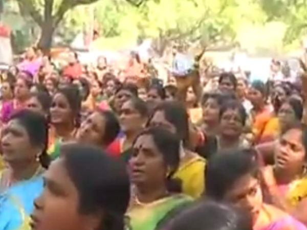 DMK MP Kanimozhi and their women's team held rally in delhi
