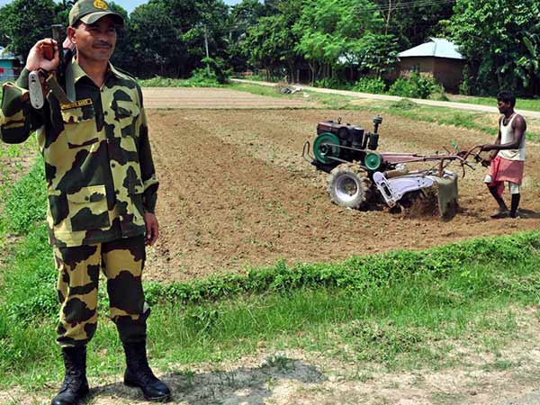 Why friendly state Srilanka attackson Indian Tamils?