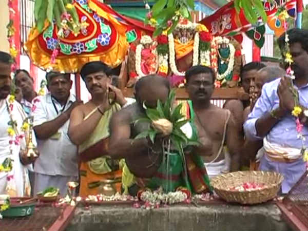 Near in Nellai Narasimha perumal temple special yaham held for rain