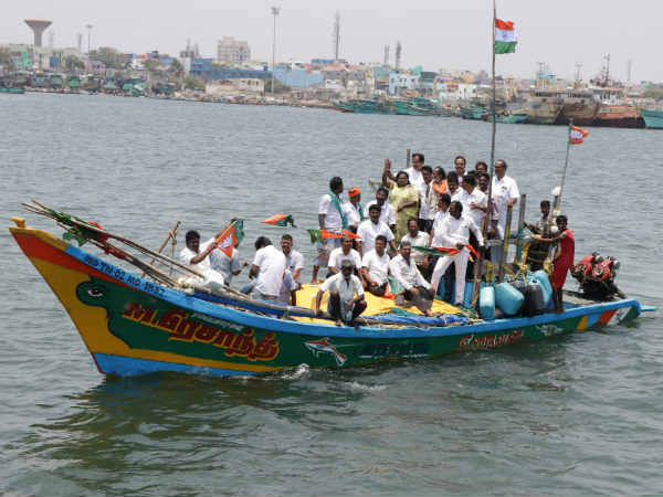 வியூகங்களால் அதிர்ச்சி 