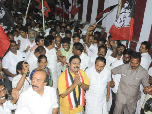 ஆட்டமும் அடிதடியும்