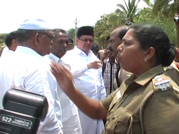 சாலை மறியல் 