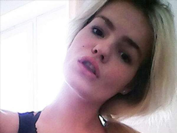 140 முறை கத்தியால் குத்தி..