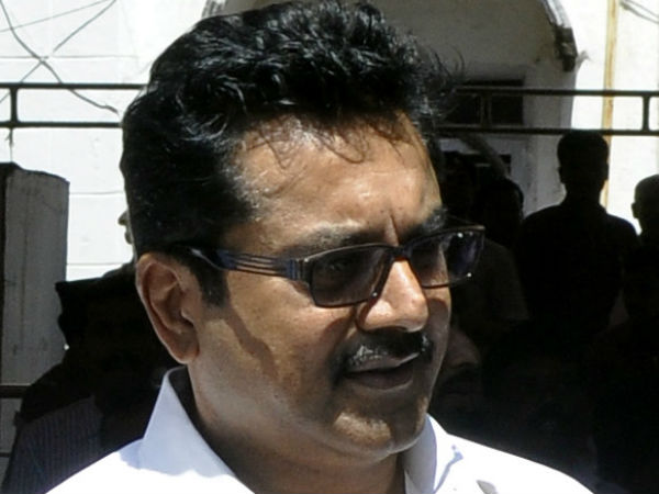 ஆதரவாளர்கள் போராட்டம் 