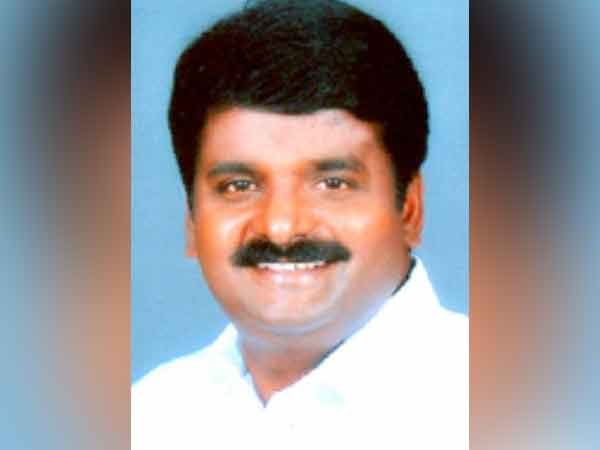 கூவத்தூர் டூ ஆர்.கே.நகர்