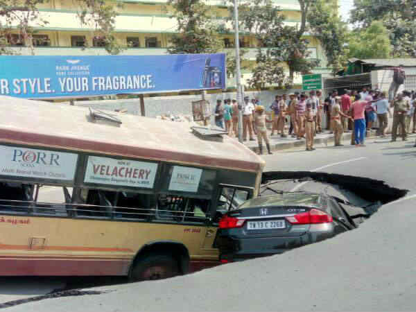 வாகனங்கள் செல்ல அனுமதி வாகனங்கள் செல்ல அனுமதி