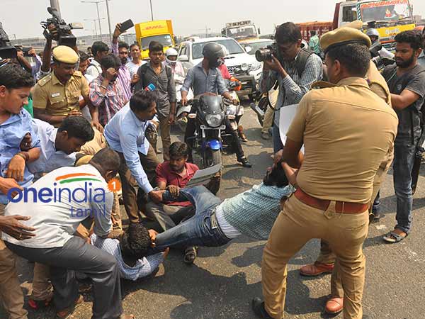 சிறையில் அடைப்பு 