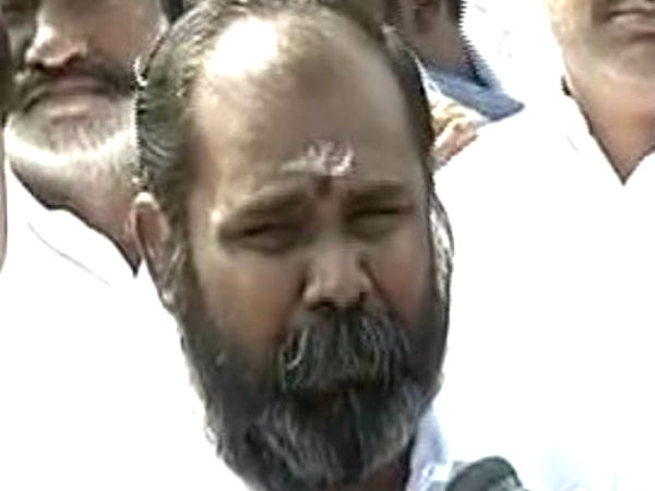 இரட்டை இலை 