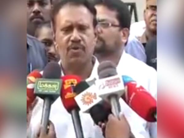 சசி குடும்பம் உணரவேண்டும்