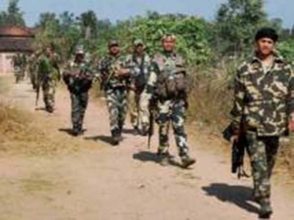 கிராம மக்கள் கேடயம்