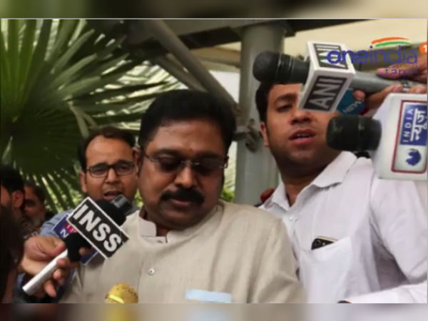 டிடிவி தினகரன் கைது 