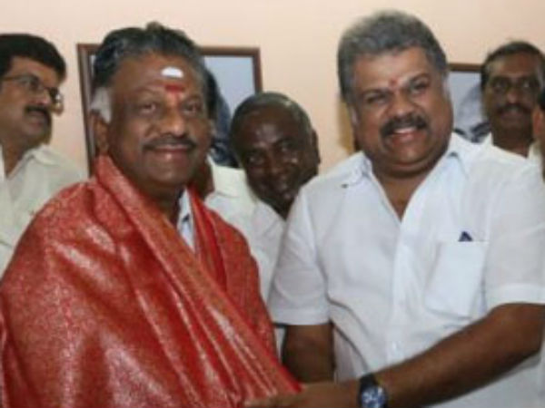 சுமூகமாக உள்ளது 
