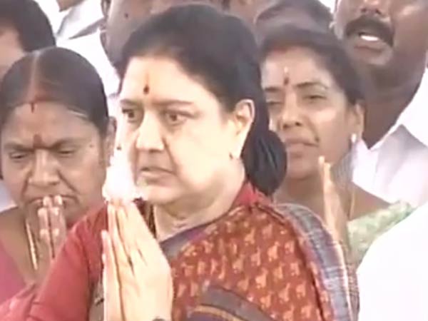 சசி கொந்தளிப்பு