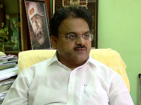 கோர்ட் படியேறிய பூச்சி முருகன்