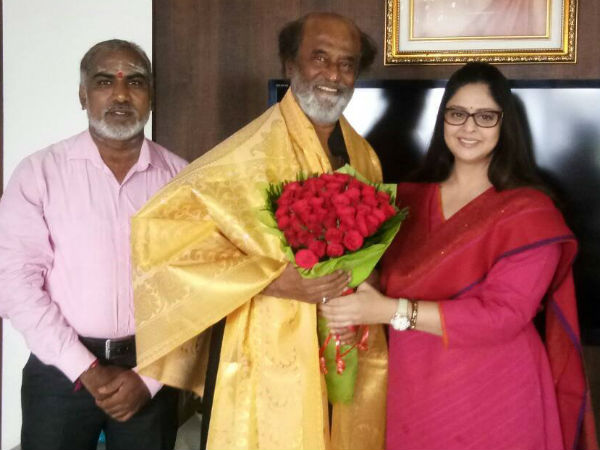 அரசியலுக்கு வரவேண்டும்