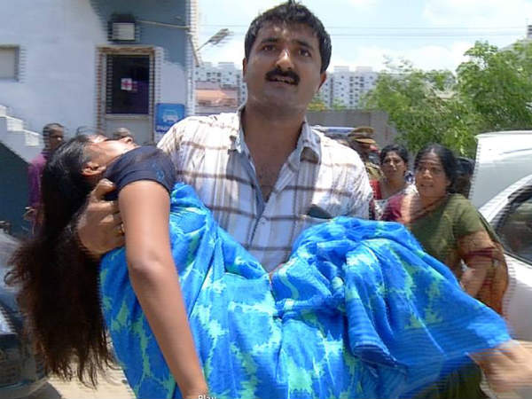 சத்யாவை காப்பாற்றிய பிரகாஷ் 