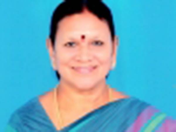 மிரட்டிய அமைச்சர் மிரட்டிய அமைச்சர்