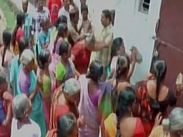 அரசுக்கு பெரும் நெருக்கடி