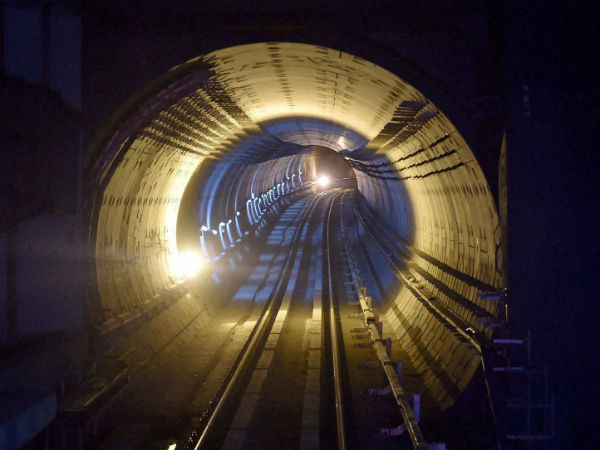 8 இடங்களில் மெட்ரோ 