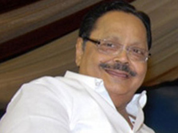 ஜெயலலிதா ஆசிர்வாதம்