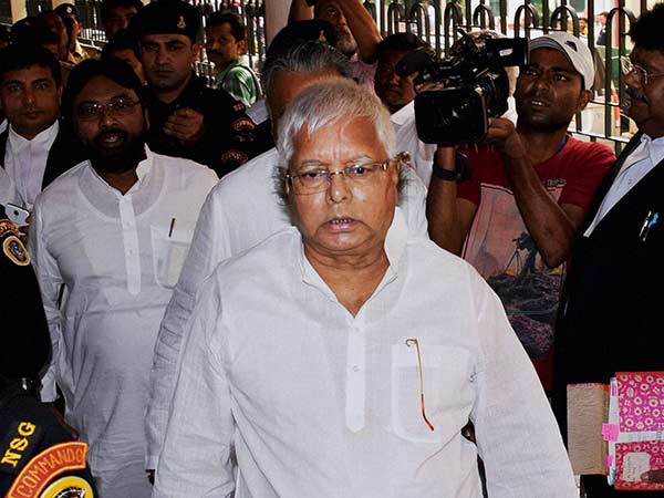 லாலுவும் வருகிறார்