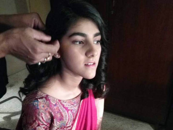 உள்ளூர் பெண் 