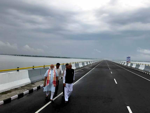 அசாமில் மேம்பாலம்